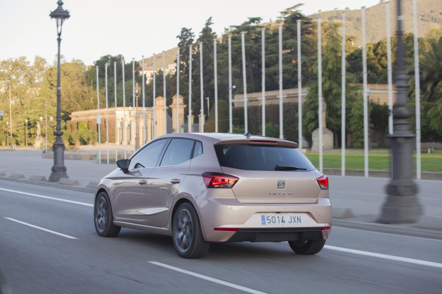 Seat Ibiza 2017 года  (WW) (фото 17 из 40)